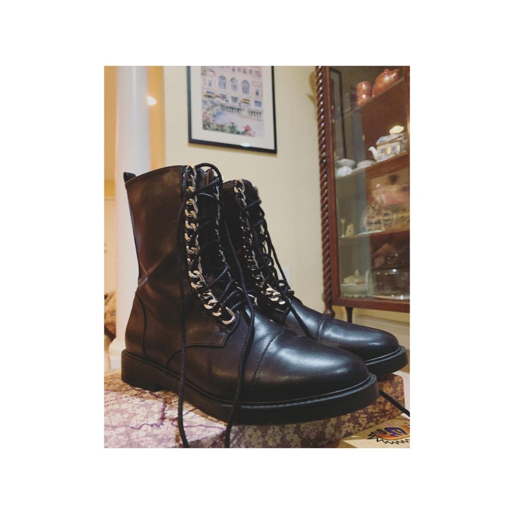 ❌SOLD❌💀Zip Up Combat Boots💀